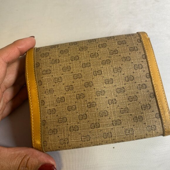 Authentic GUCCI Guccisima Canvas Tan & Brown Leather - Picture 2 of 5